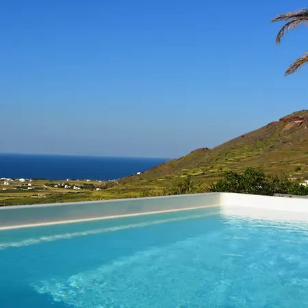Elysian Santorini ホテル イア